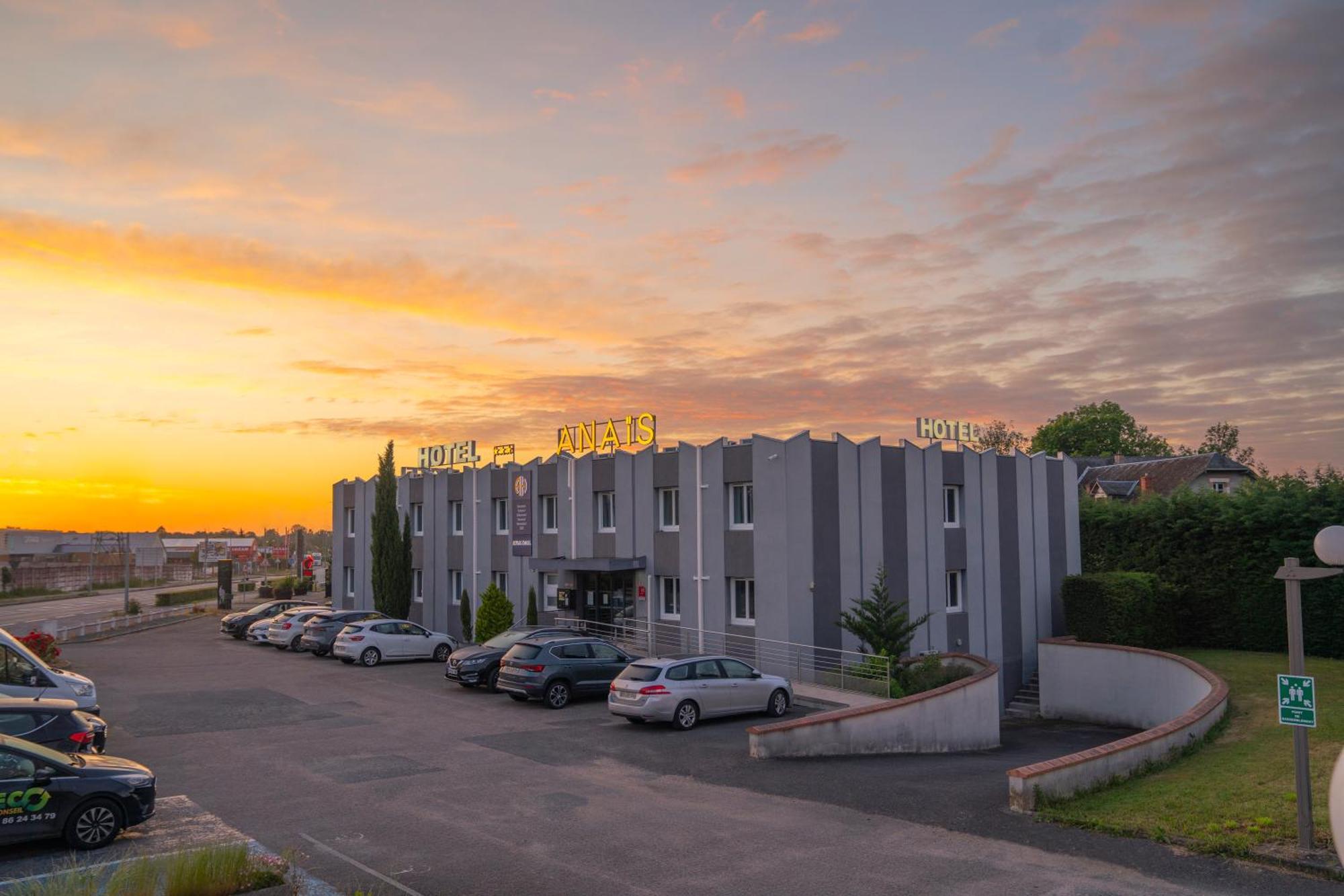 Anais Hotel Bourges Nord Saint-Doulchard Exteriör bild