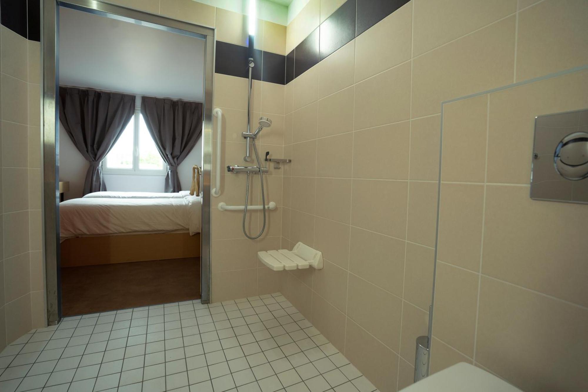 Anais Hotel Bourges Nord Saint-Doulchard Exteriör bild