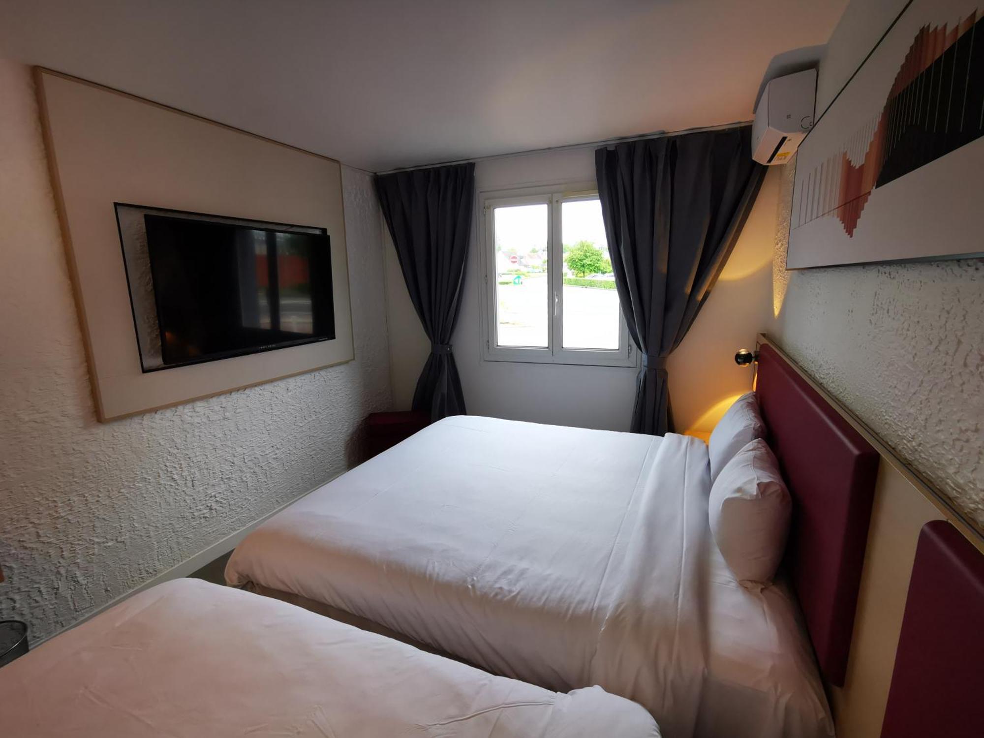 Anais Hotel Bourges Nord Saint-Doulchard Exteriör bild
